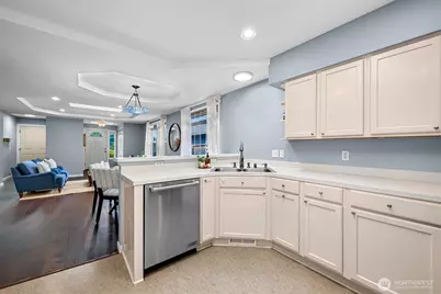 117 S 44th Street, Bellingham, WA 98229 - Photo 10