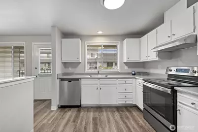 332 S 327th Lane, Federal Way, WA 98003 - Photo 4