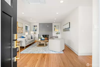 210 N 115th Street, Seattle, WA 98133 - Photo 4