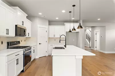 221 156th Place SW #MG 08, Lynnwood, WA 98087 - Photo 10
