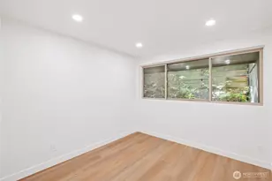 2105 Westlake Ave N, Seattle, WA 98109 - Photo 18