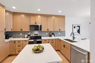 2105 Westlake Ave N, Seattle, WA 98109 - Photo 12