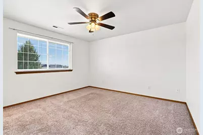 4209 Nola Loop Rd, Yakima, WA 98901 - Photo 18