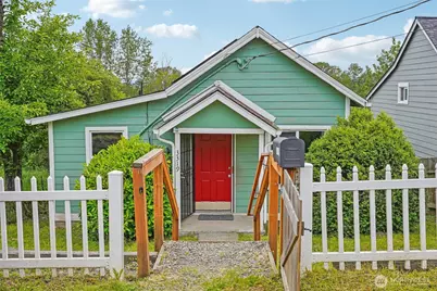 3319 E Grandview Avenue, Tacoma, WA 98404 - Photo 1