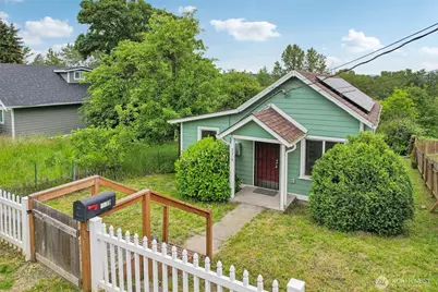 3319 E Grandview Avenue, Tacoma, WA 98404 - Photo 2