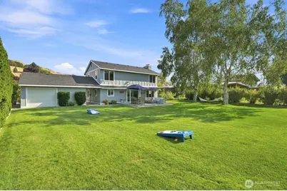 663 Riverside Drive, Pateros, WA 98846 - Photo 8
