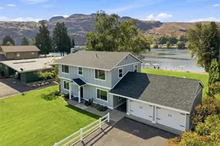 663 Riverside Dr, Pateros, WA 98846 - Photo 1