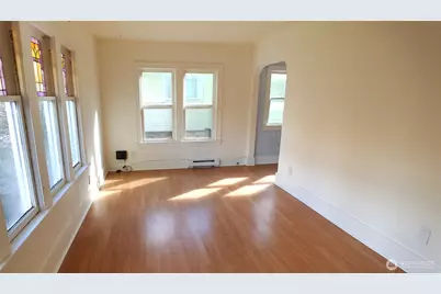 303 N 64th Street, Seattle, WA 98103 - Photo 8