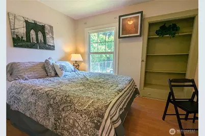 303 N 64th Street, Seattle, WA 98103 - Photo 20