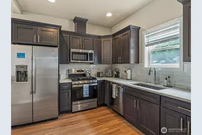 815 N 2nd Street #A, Tacoma, WA 98403 - Photo 12