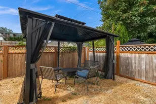 815 N 2nd St, Tacoma, WA 98403 - Photo 32