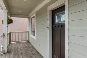 815 N 2nd St, Tacoma, WA 98403 - Photo 2