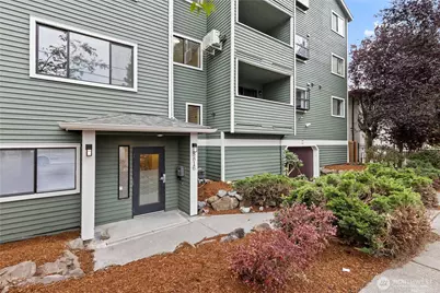 8816 Nesbit Avenue N #101, Seattle, WA 98103 - Photo 16