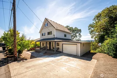 285 N 2nd Street, Kalama, WA 98625 - Photo 2