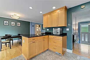 14859 NE 13th St, Bellevue, WA 98007 - Photo 14