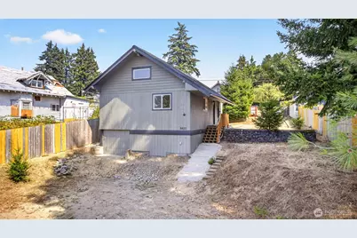 8633 S Thompson Avenue, Tacoma, WA 98444 - Photo 22