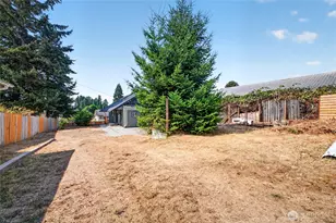 8633 S Thompson Ave, Tacoma, WA 98444 - Photo 20