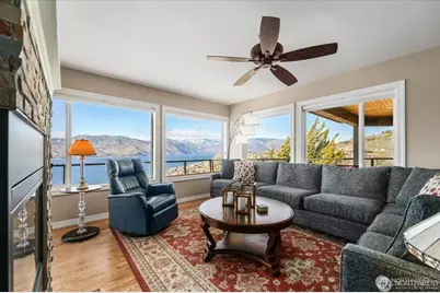 333 Highpoint Place, Chelan, WA 98816 - Photo 14