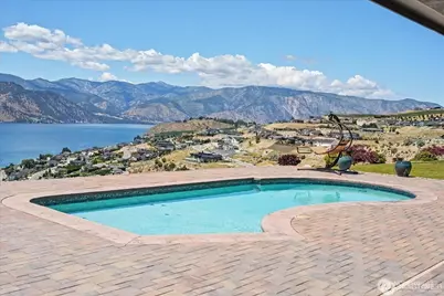 333 Highpoint Place, Chelan, WA 98816 - Photo 2