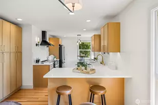 210 N 115th St, Seattle, WA 98133 - Photo 12