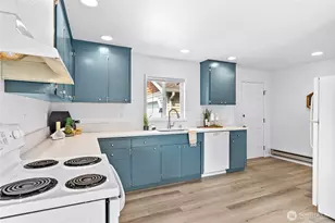 1227 E Indiana St, Bellingham, WA 98226 - Photo 12