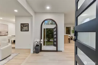 6817 193rd Avenue E, Bonney Lake, WA 98391 - Photo 2