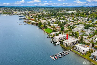 6401 Lake Washington Boulevard NE #307, Kirkland, WA 98033 - Photo 1