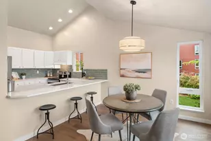 12014 98th Ave NE, Kirkland, WA 98034 - Photo 10