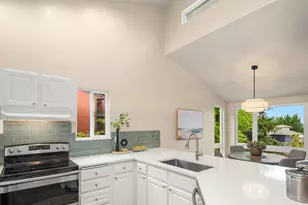 12014 98th Ave NE, Kirkland, WA 98034 - Photo 14