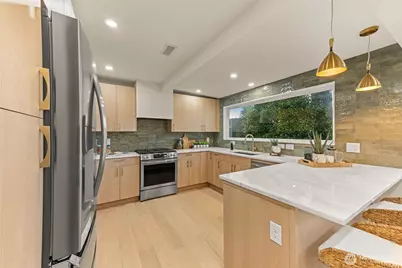 13302 Bitter Place N, Seattle, WA 98133 - Photo 10