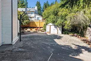 10247 Hamilton Pl NW, Silverdale, WA 98383 - Photo 6