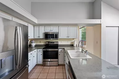 10247 Hamilton Place NW, Silverdale, WA 98383 - Photo 18
