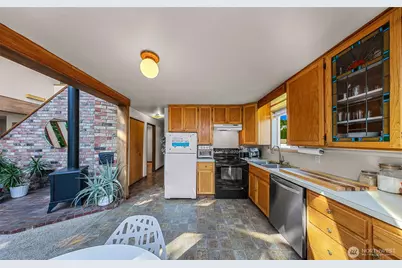 6143 Church Road, Ferndale, WA 98248 - Photo 14