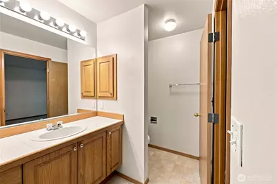 1140 NW Windy Beach Lane, Silverdale, WA 98383 - Photo 32
