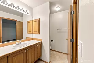 1140 NW Windy Beach Ln, Silverdale, WA 98383 - Photo 32