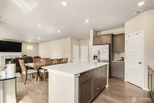 7913 39th Pl NE, Marysville, WA 98270 - Photo 8