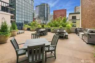 2100 3rd Ave, Seattle, WA 98121 - Photo 32