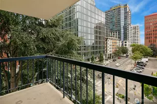 2100 3rd Ave, Seattle, WA 98121 - Photo 26