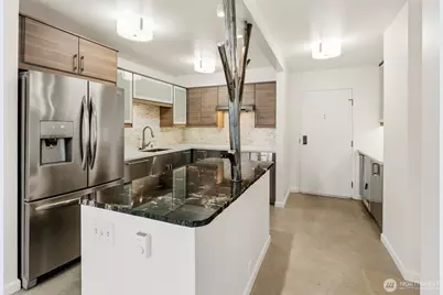 2100 3rd Avenue #602, Seattle, WA 98121 - Photo 8