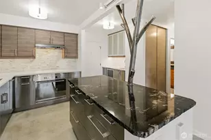 2100 3rd Ave, Seattle, WA 98121 - Photo 6