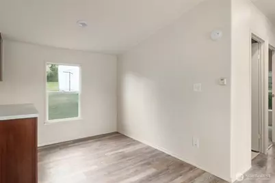 1012 Shawn Avenue, Oak Harbor, WA 98277 - Photo 12