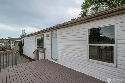 1012 Shawn Avenue, Oak Harbor, WA 98277 - Photo 4
