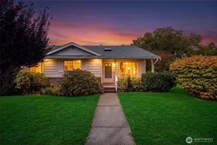 112 W 2nd St, Everson, WA 98247 - Photo 1