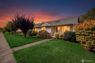 112 W 2nd St, Everson, WA 98247 - Photo 2