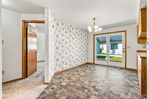 112 W 2nd St, Everson, WA 98247 - Photo 10