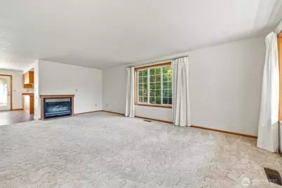112 W 2nd Street #A, Everson, WA 98247 - Photo 6