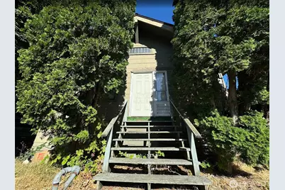 3428 18th Ave S, Seattle, WA 98144 - Photo 2