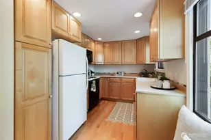 16025 10th Ave NE, Shoreline, WA 98155 - Photo 14