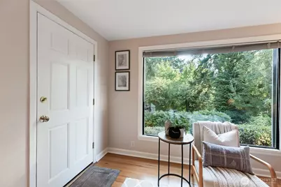 16025 10th Ave NE, Shoreline, WA 98155 - Photo 6