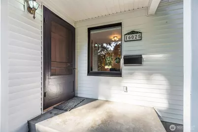 16025 10th Ave NE, Shoreline, WA 98155 - Photo 4